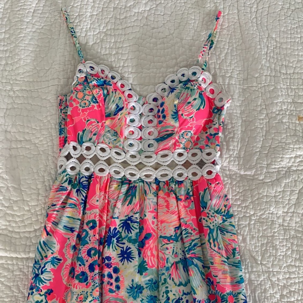Bright Pattern Lilly Pulitzer Dress! (size 0)